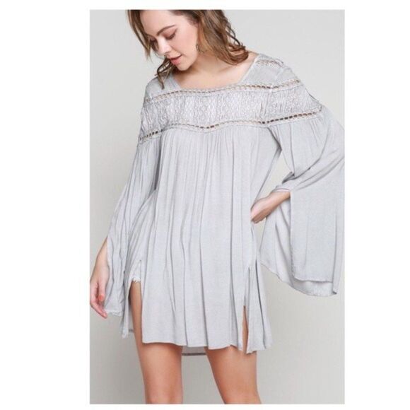 𝅺POL Woven  Gauze Top Lace Contrast & Bell Sleeves - Picture 12 of 16